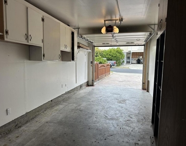 1 Pacific Avenue - Photo Thumbnail 20