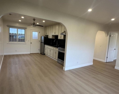 1 Pacific Avenue - Photo Thumbnail 14