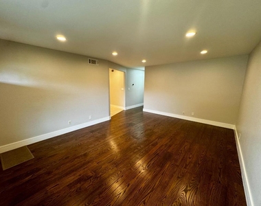 1405 Antonio Lane - Photo Thumbnail 2