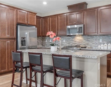 40311 Calle Real - Photo Thumbnail 5