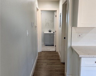 1554 W 7th St - Photo Thumbnail 6