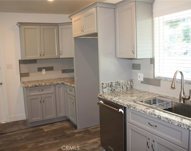 3035 Kathleen Street - Photo Thumbnail 11