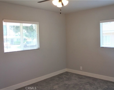 3035 Kathleen Street - Photo Thumbnail 22