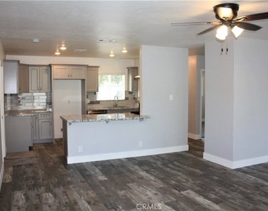 3035 Kathleen Street - Photo Thumbnail 14