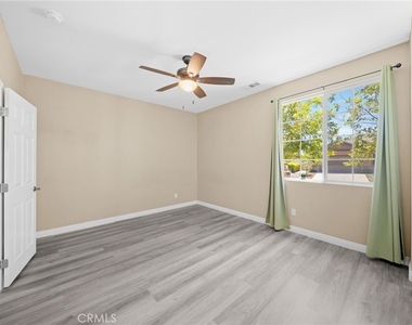 1420 Yarrow - Photo Thumbnail 20