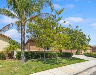 1420 Yarrow - Photo Thumbnail 51