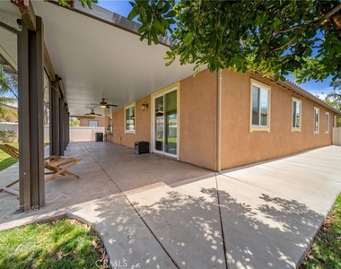 1420 Yarrow - Photo Thumbnail 38