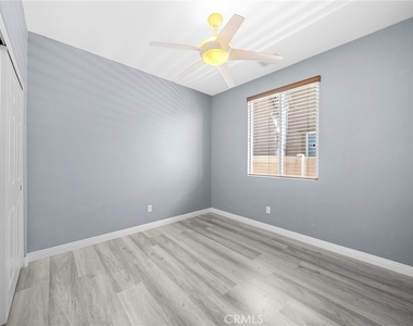 1420 Yarrow - Photo Thumbnail 32