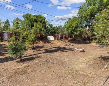 529 W Blaine Street - Photo Thumbnail 22