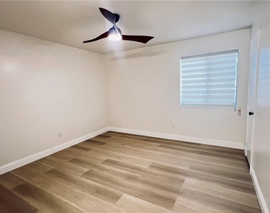 26200 Redlands - Photo Thumbnail 8