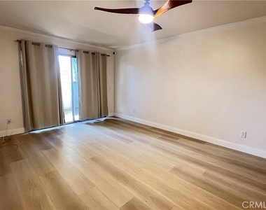 26200 Redlands - Photo Thumbnail 3