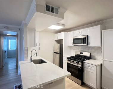 26200 Redlands - Photo Thumbnail 5