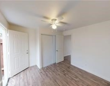 9395 Mission Boulevard - Photo Thumbnail 3
