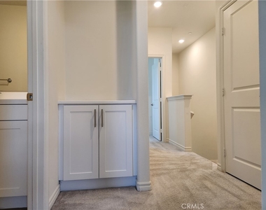 2408 Villena Way - Photo Thumbnail 25