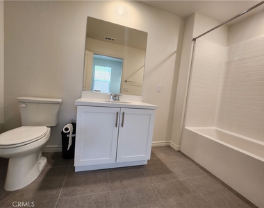 2408 Villena Way - Photo Thumbnail 7