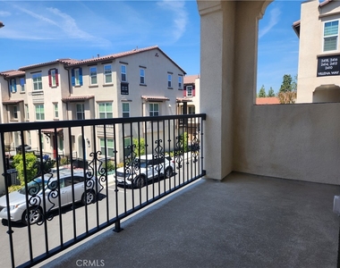 2408 Villena Way - Photo Thumbnail 30