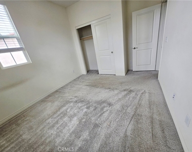 2408 Villena Way - Photo Thumbnail 24