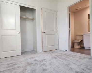 2408 Villena Way - Photo Thumbnail 6