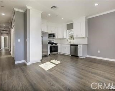 626 N Dalton - Photo Thumbnail 4