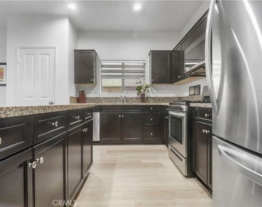 16768 Olive Tree Lane - Photo Thumbnail 19