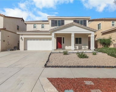 16768 Olive Tree Lane - Photo Thumbnail 2
