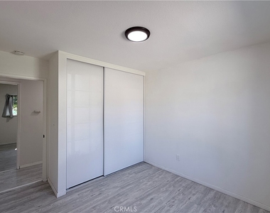 175 S Vallejo Way - Photo Thumbnail 6