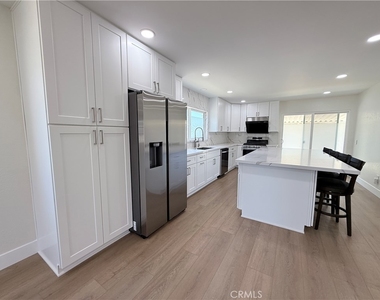 12650 Cypress - Photo Thumbnail 5