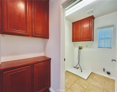 14602 Longwood - Photo Thumbnail 11
