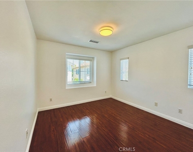 14602 Longwood - Photo Thumbnail 16