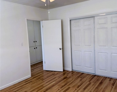 2310 Washington - Photo Thumbnail 9