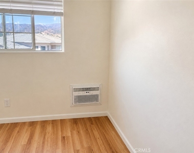 2310 Washington - Photo Thumbnail 17