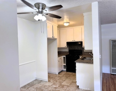 2310 Washington - Photo Thumbnail 2
