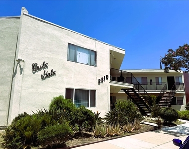 2310 Washington - Photo Thumbnail 1