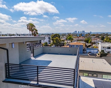 5933 Comey Avenue - Photo Thumbnail 43
