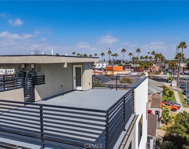 5933 Comey Avenue - Photo Thumbnail 41