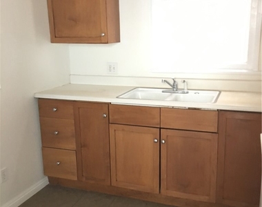 2710 Raymond Avenue - Photo Thumbnail 6