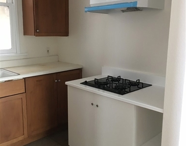 2710 Raymond Avenue - Photo Thumbnail 5