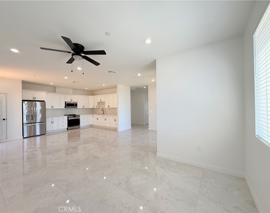 8153 Banana Avenue - Photo Thumbnail 5