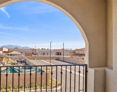8153 Banana Avenue - Photo Thumbnail 10