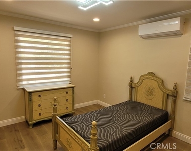 1845 N Santa Anita - Photo Thumbnail 6