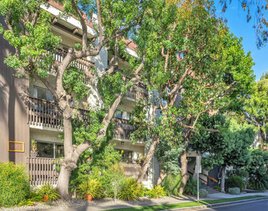 9061 Keith Avenue - Photo Thumbnail 21