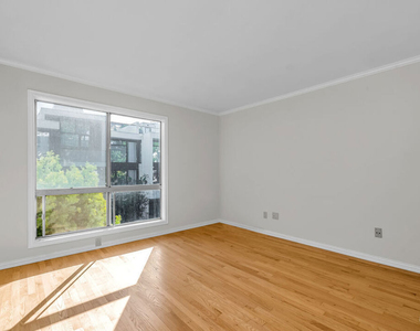 9061 Keith Avenue - Photo Thumbnail 10