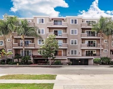4533 Vista Del Monte Avenue - Photo Thumbnail 12