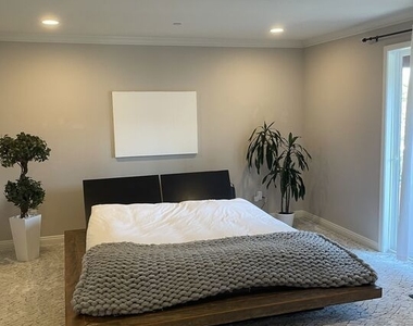 4533 Vista Del Monte Avenue - Photo Thumbnail 5