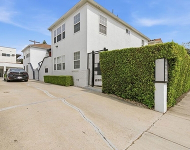 8613 1/4 W Olympic Boulevard - Photo Thumbnail 18