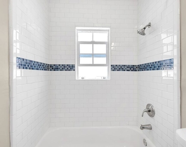 8613 1/4 W Olympic Boulevard - Photo Thumbnail 11