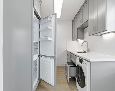 8613 W Olympic Boulevard - Photo Thumbnail 7