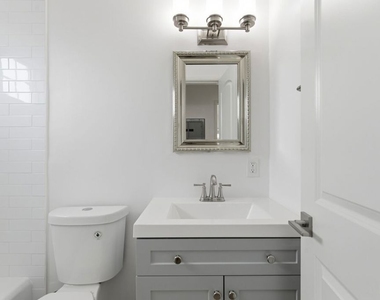 8613 W Olympic Boulevard - Photo Thumbnail 14