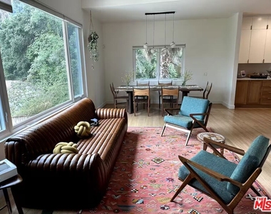 3795 Fredonia Drive - Photo Thumbnail 5