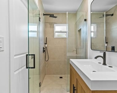 1722 Bel Aire Drive - Photo Thumbnail 21